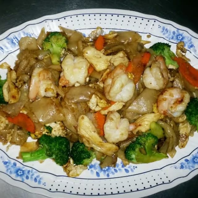 31. Pad See Ew.